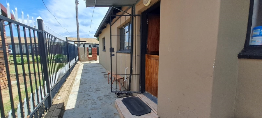 To Let 3 Bedroom Property for Rent in Giyani Free State